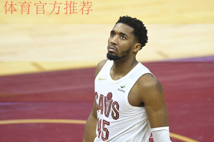 小米切尔:必须找回球队的初心,要把防守打造成球队标签 小米切尔:必须找回球队的初心,要把防守打造成球队标签